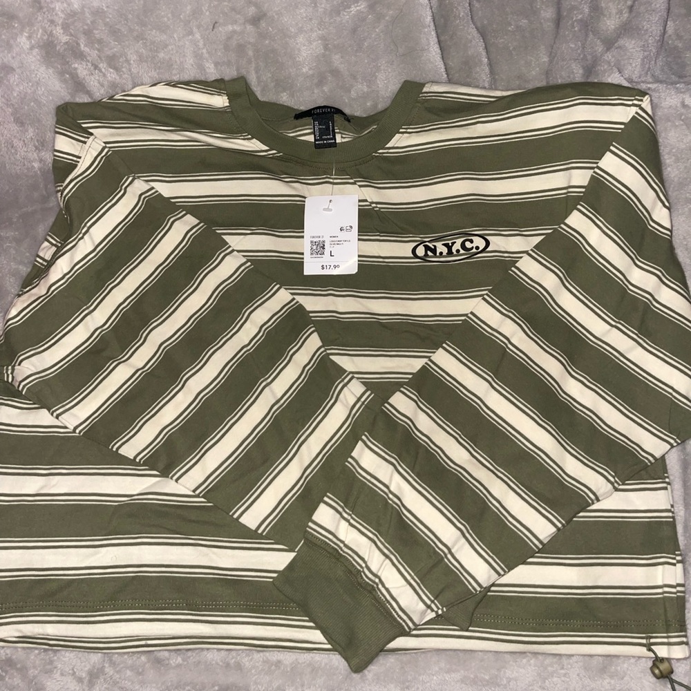 stripped crop long sleeve tee